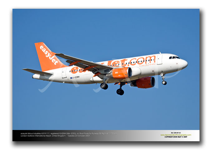 LGW-287 - easyJet Airbus Industries A319-111 - G-EZMH (Msn 2053)