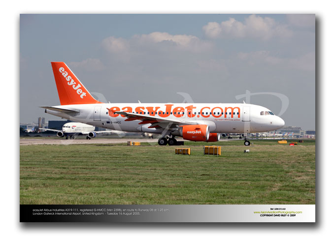LGW-313 - easyJet Airbus Industries A319-111 - G-HMCC (Msn 2398)
