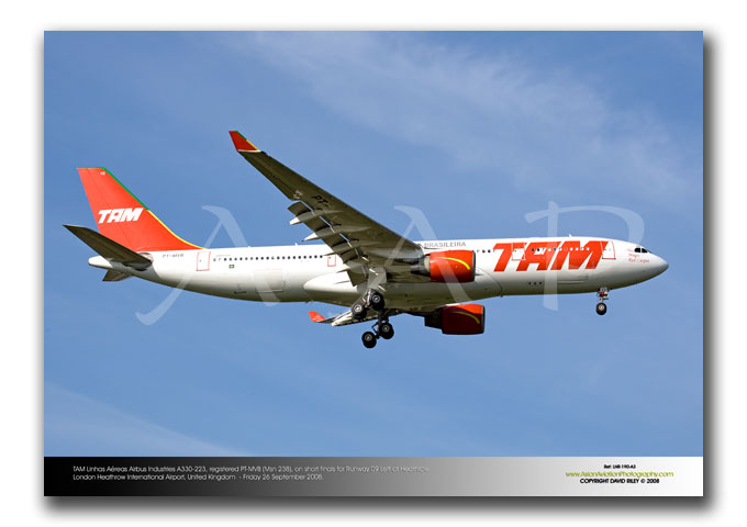 LHR-190 - TAM Linhas A�reas Airbus Industries A330-223 - PT-MVB (Msn 238)