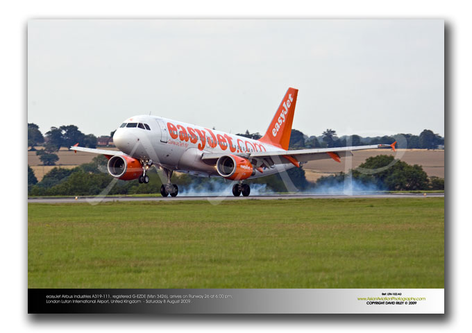 LTN-102 - easyJet Airbus Industries A319-111 - G-EZDE (Msn 3426)